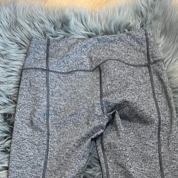 NWOT VSX Knockout Tights, Heather Grey - Size Small - Victoria's Secret Sport - Picture 3 of 6